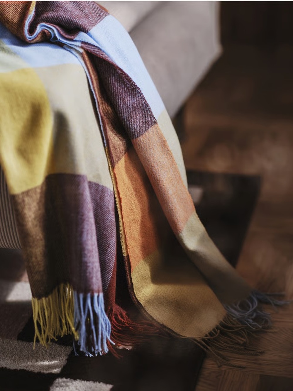 FLIKHAGTORN multicolor throw - Orange, Yellow, Light Blue, Brown - Picture 2 of 3